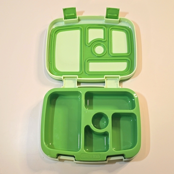 Set of 2 Bentgo Kids Lunch Boxes and Bentgo Cooler Bag - Picture 13 of 16